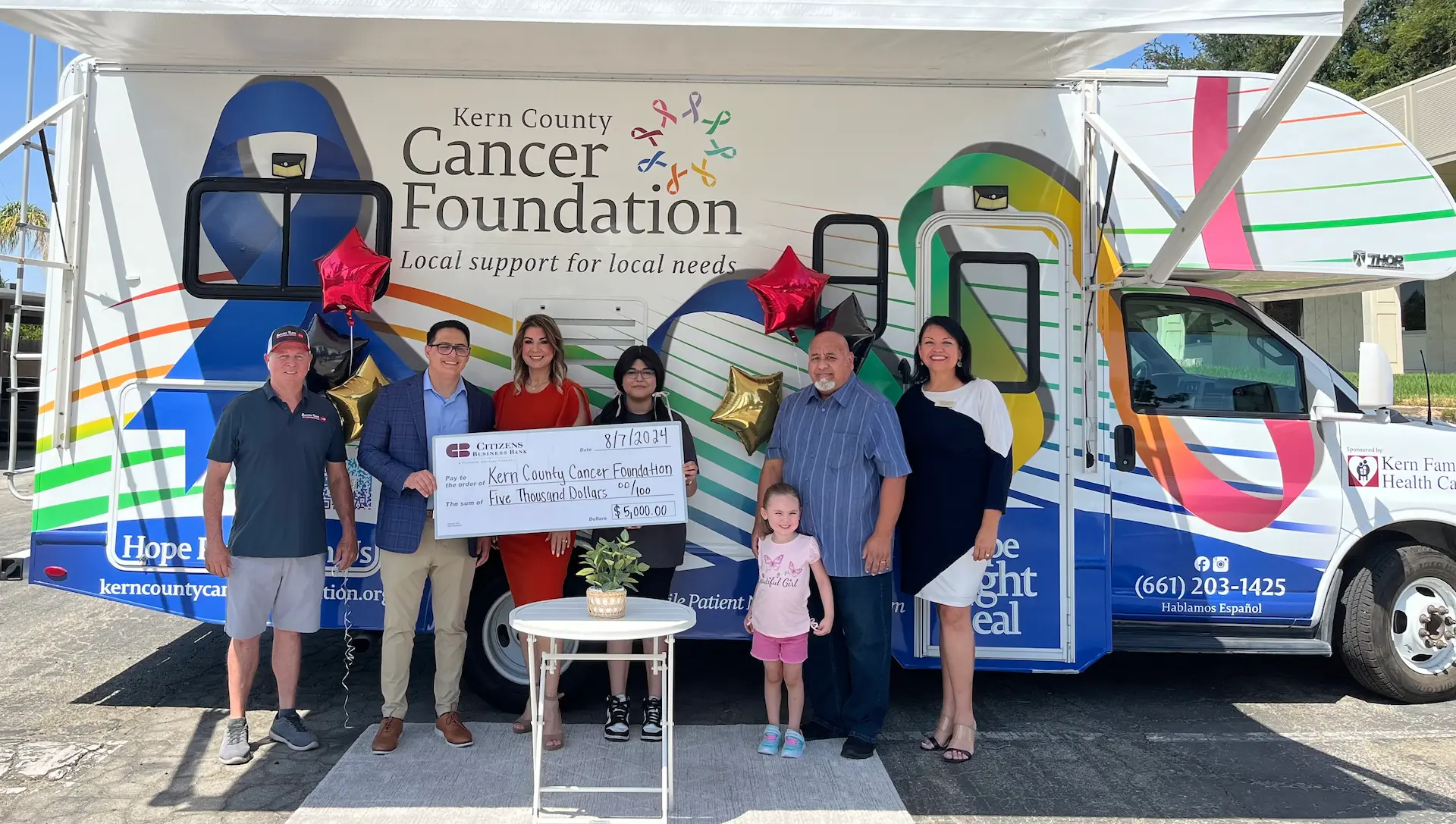 Citizens Business Bank presents Kern County Cancer Foundation with a check