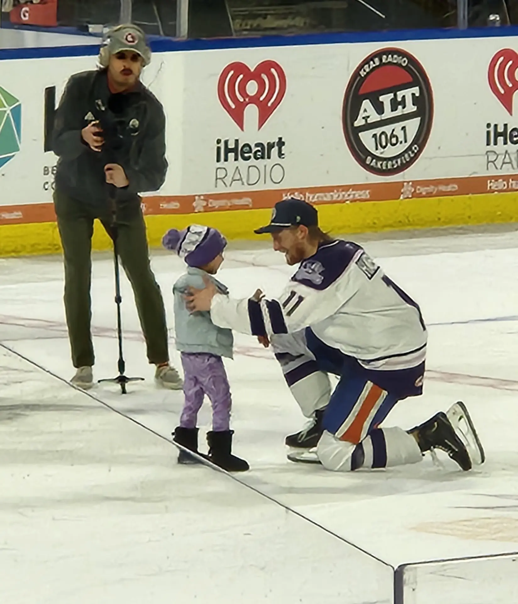 Bakersfield Condors Blackout Cancer Game Unites Community for Pediatric Cancer Patients