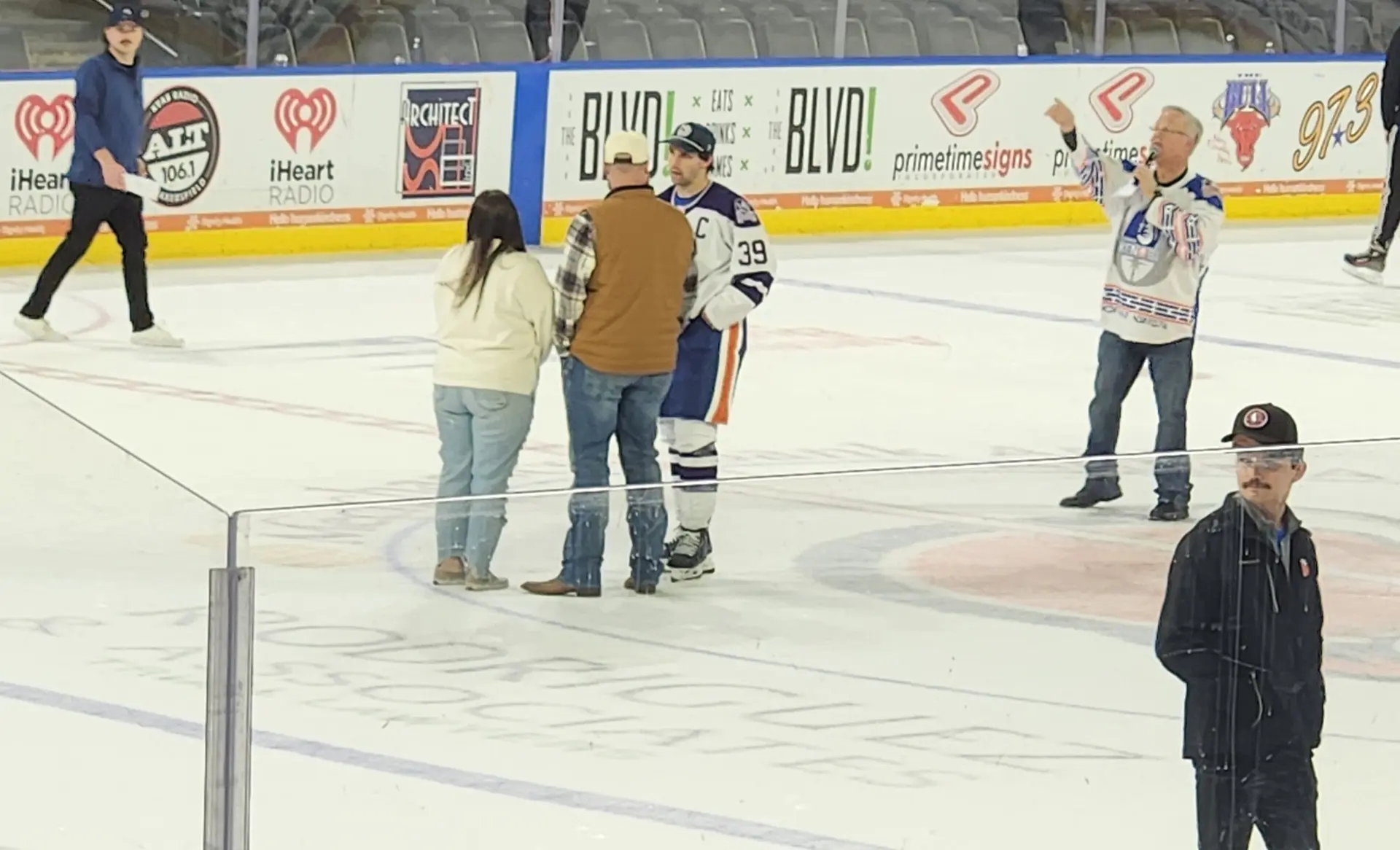 Bakersfield Condors Blackout Cancer Game Unites Community for Pediatric Cancer Patients