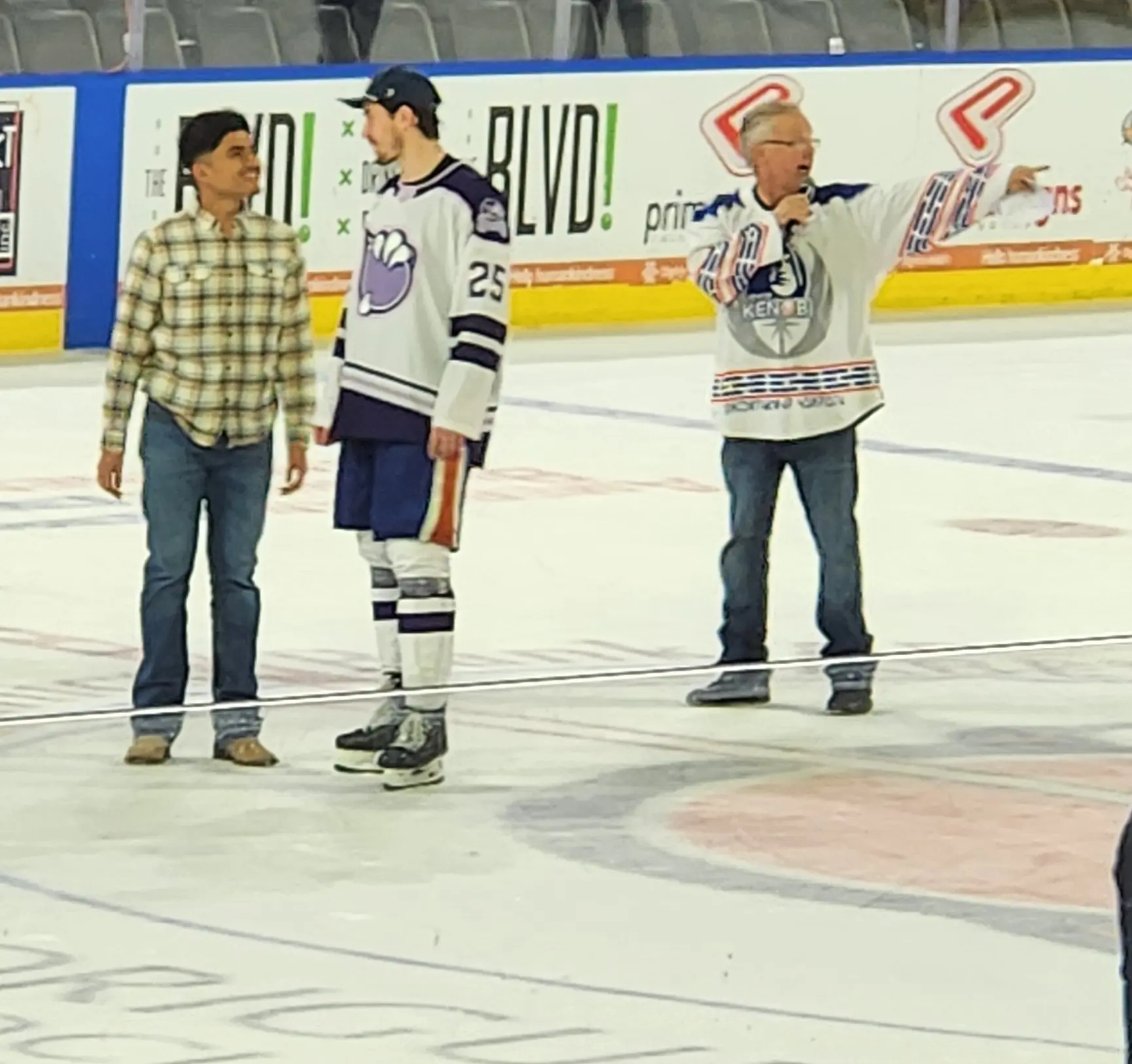 Bakersfield Condors Blackout Cancer Game Unites Community for Pediatric Cancer Patients